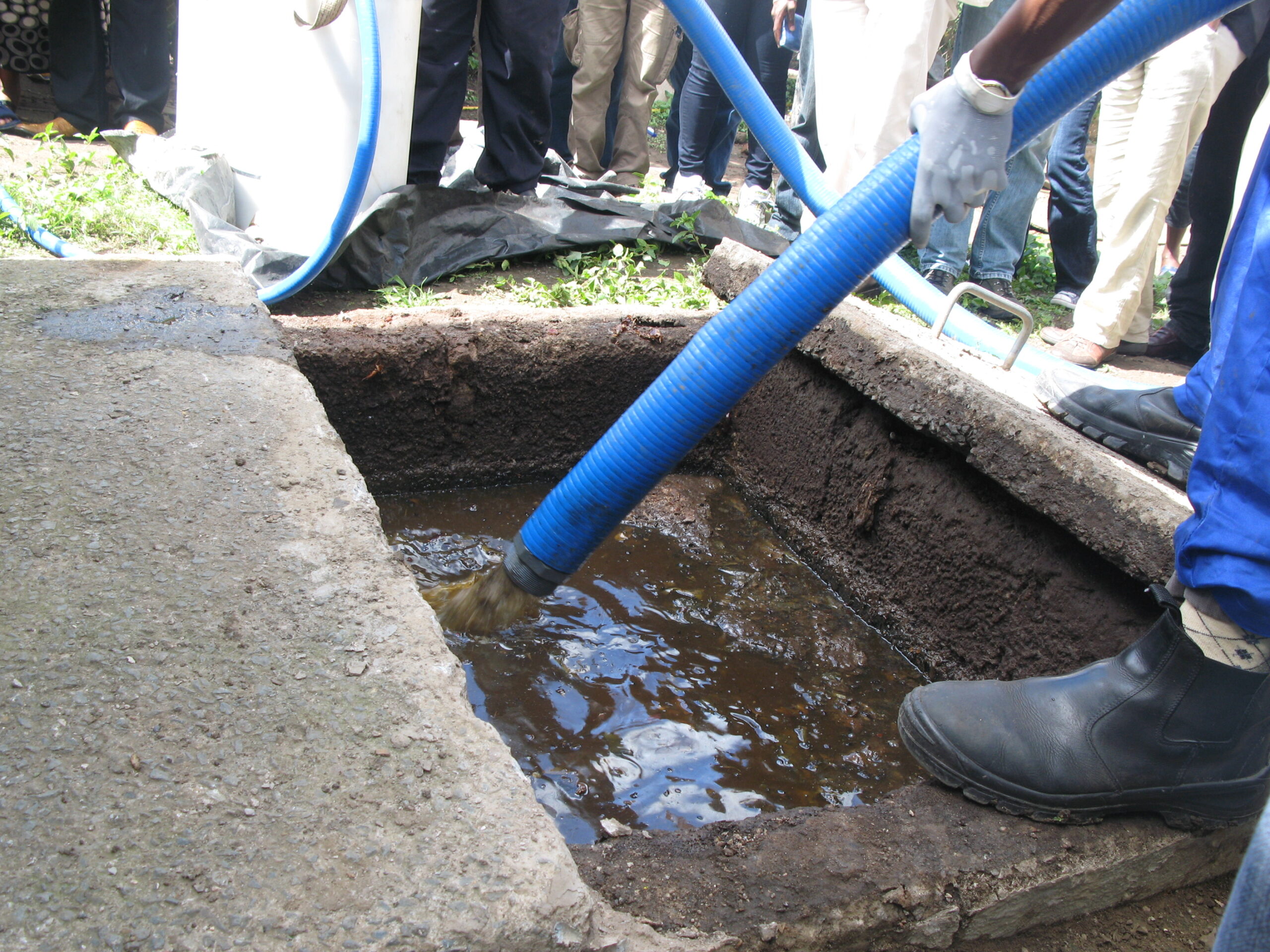 Société : La gestion des boues de vidange en étude au Bénin