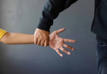 Violences intrafamiliales : un drame qui relance le débat sur les limites de l’autorité parentale