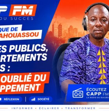 CHRONIQUE DU JOUR: Espaces publics modernes, comportements anciens , Le défi oublié du développement.